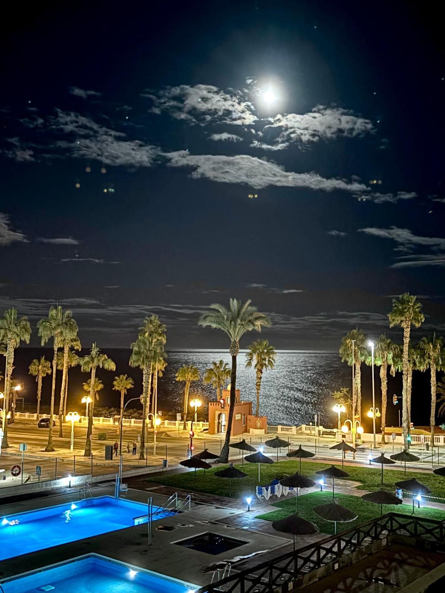 Apartamento Aloha Playa Vistas Al Mar Benalmádena Exterior foto
